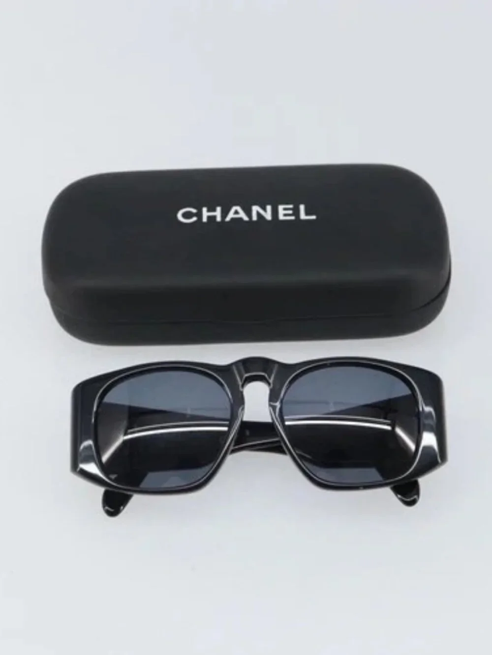 CHANEL Sunglasses plastic Black CC Auth 162582